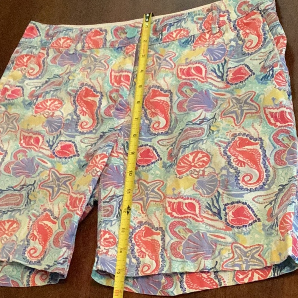 Talbots beach pattern women’s shorts, size 4 - Picture 6 of 6